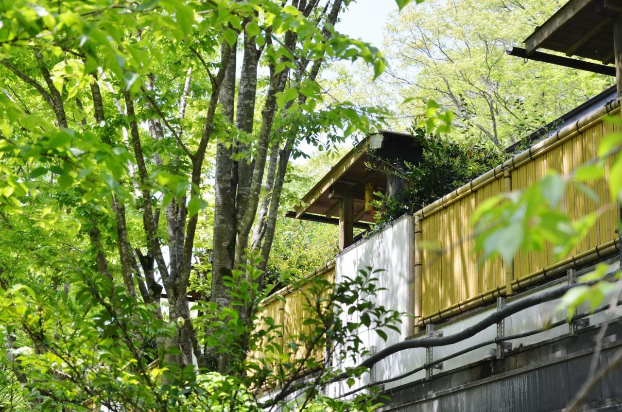 Hotel Kurokawa Onsen Oku No Yu Minamioguni Esterno foto