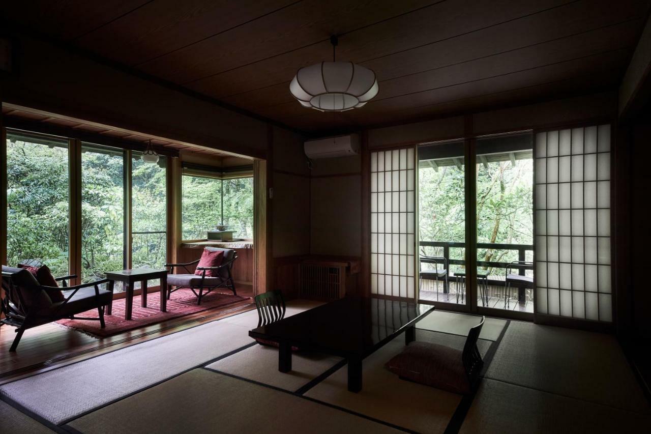 Hotel Kurokawa Onsen Oku No Yu Minamioguni Esterno foto