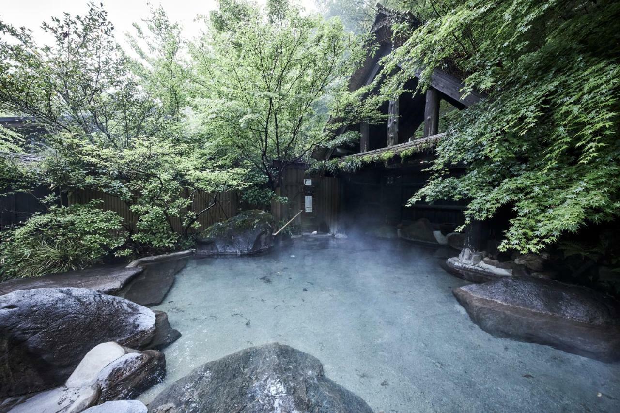 Hotel Kurokawa Onsen Oku No Yu Minamioguni Esterno foto